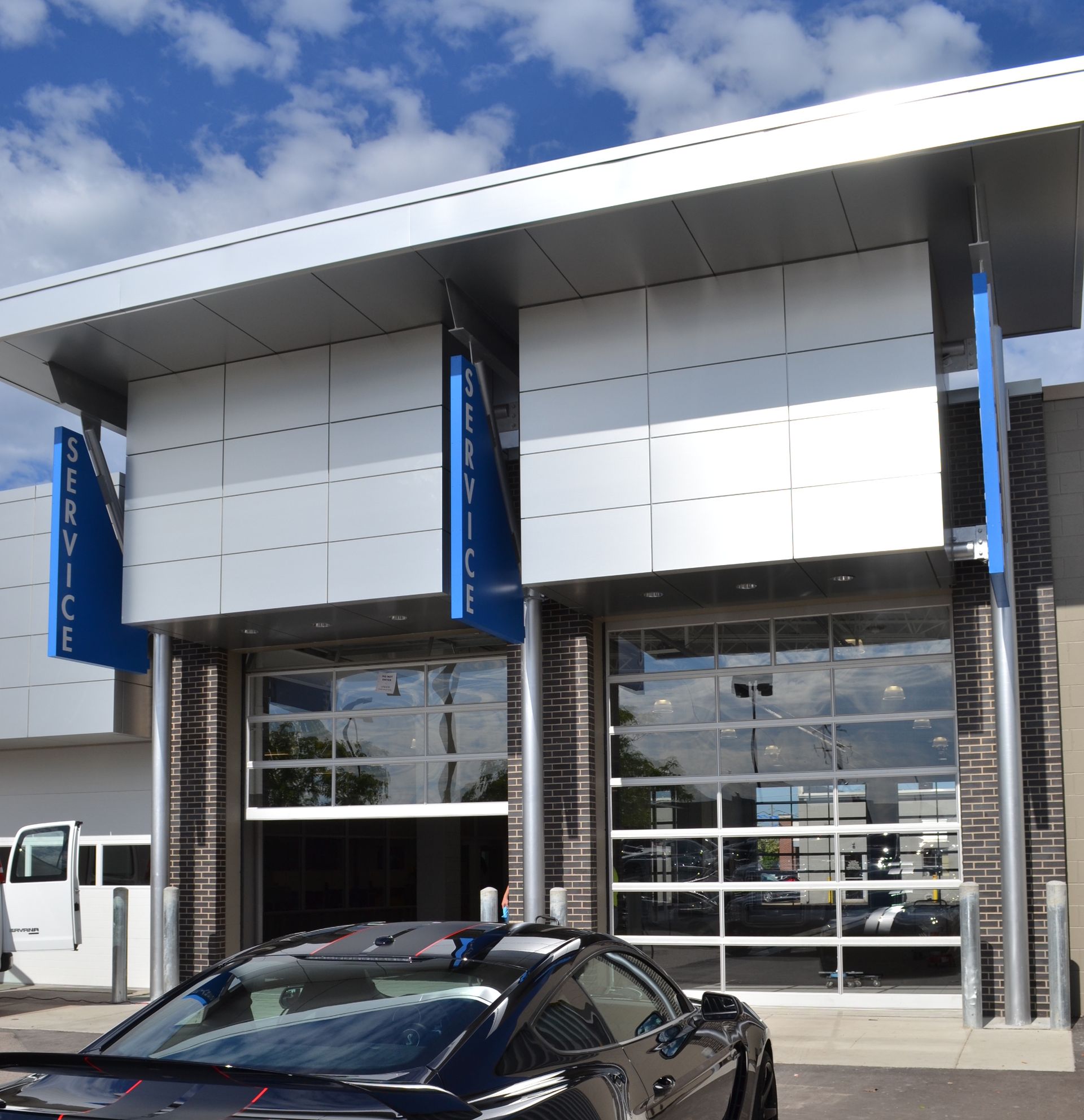 Bill Brown Ford Service Center exterior