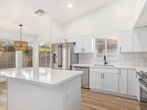 interior kitchen photo