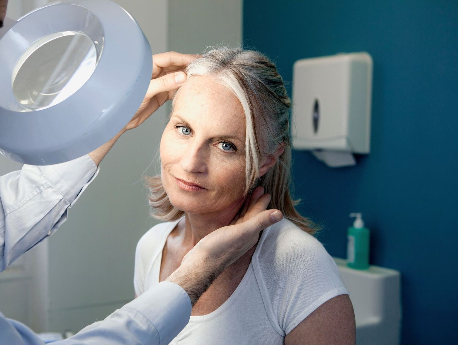 Ästhetik Profhilo Filler Gesicht Frau