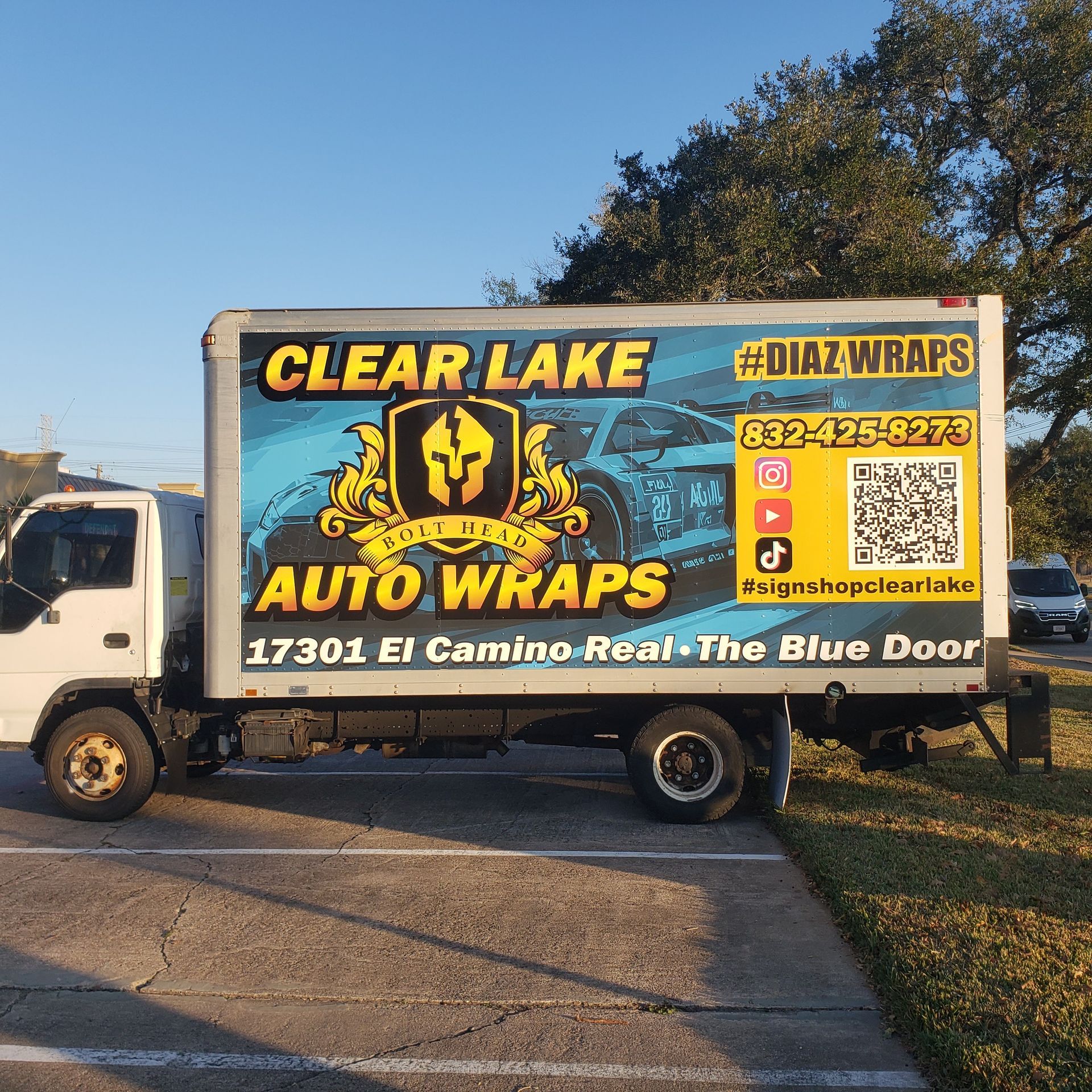 Vinyl Printing 4 Less signs, banners, decals, t-shirts and vehicle wraps