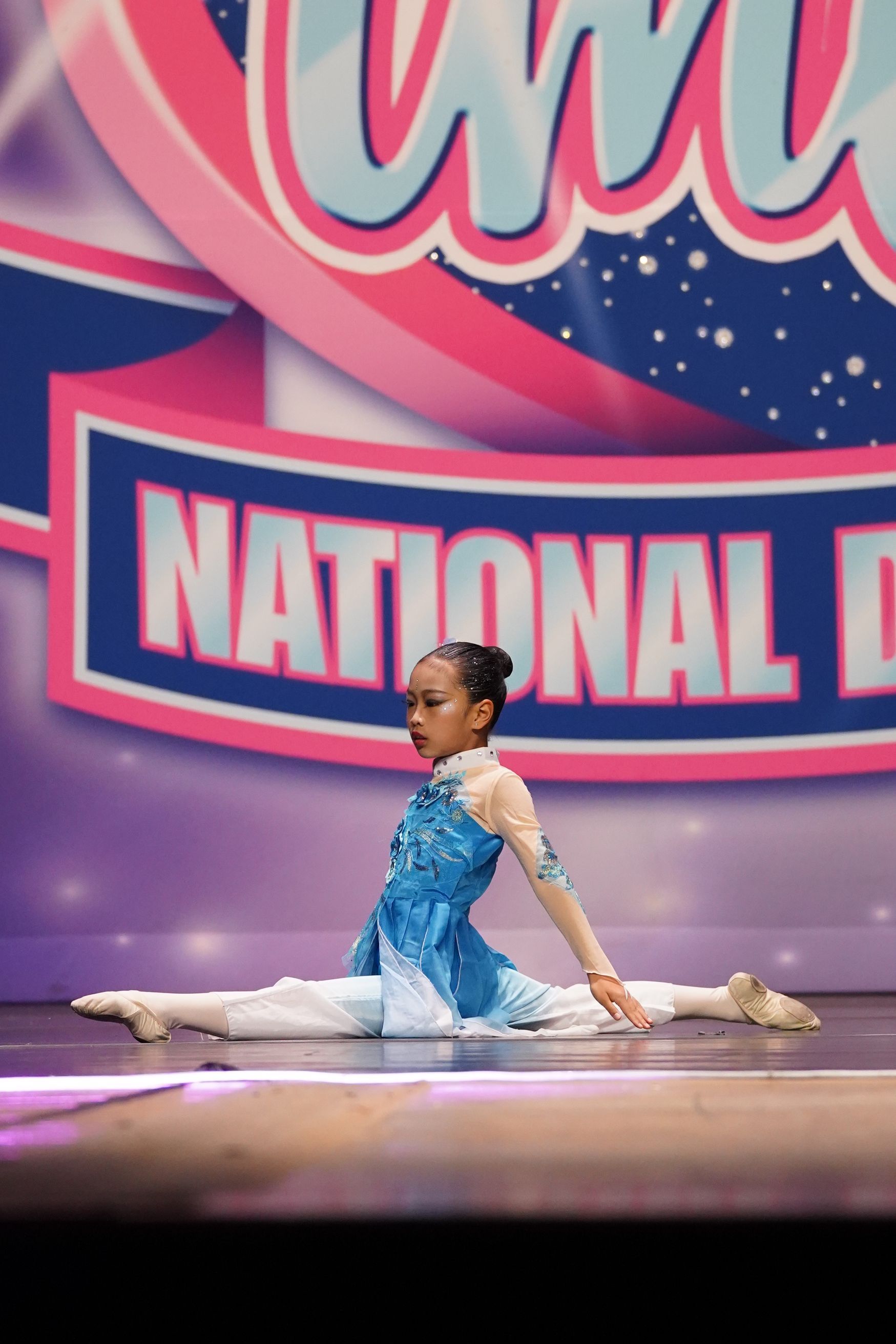 lux aeterna background