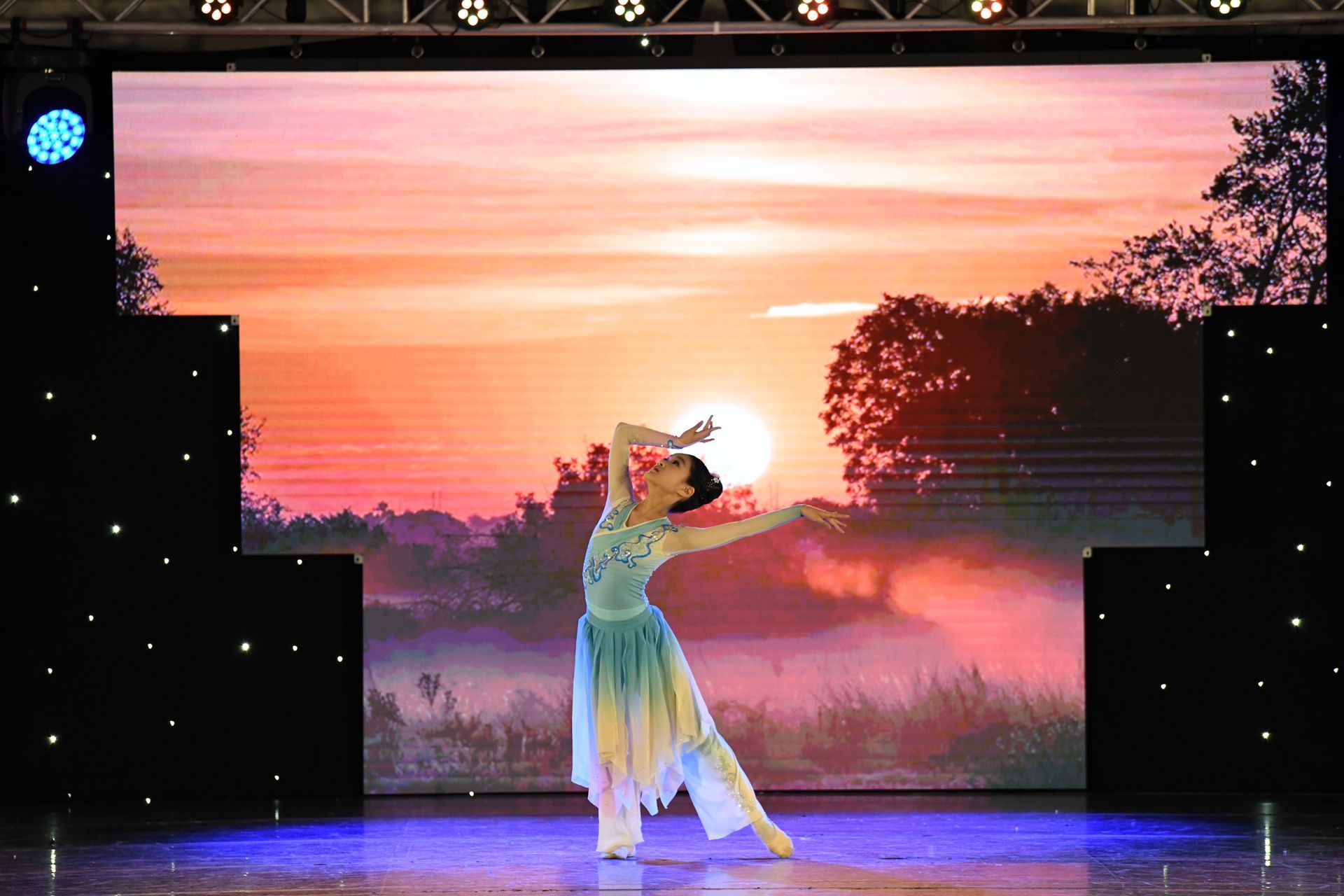 ending pose a new dawn