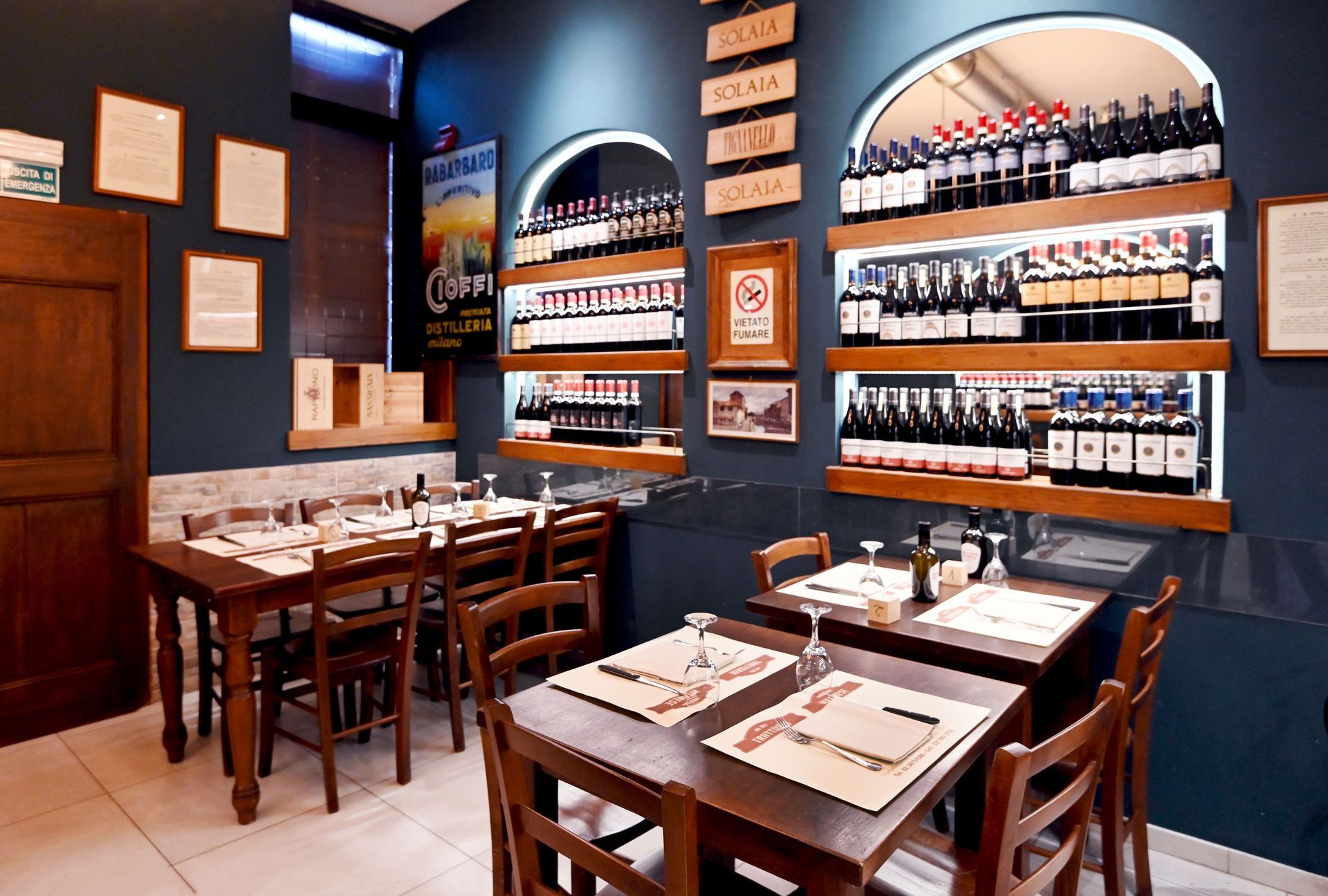 interno trattoria milanese dal 1997