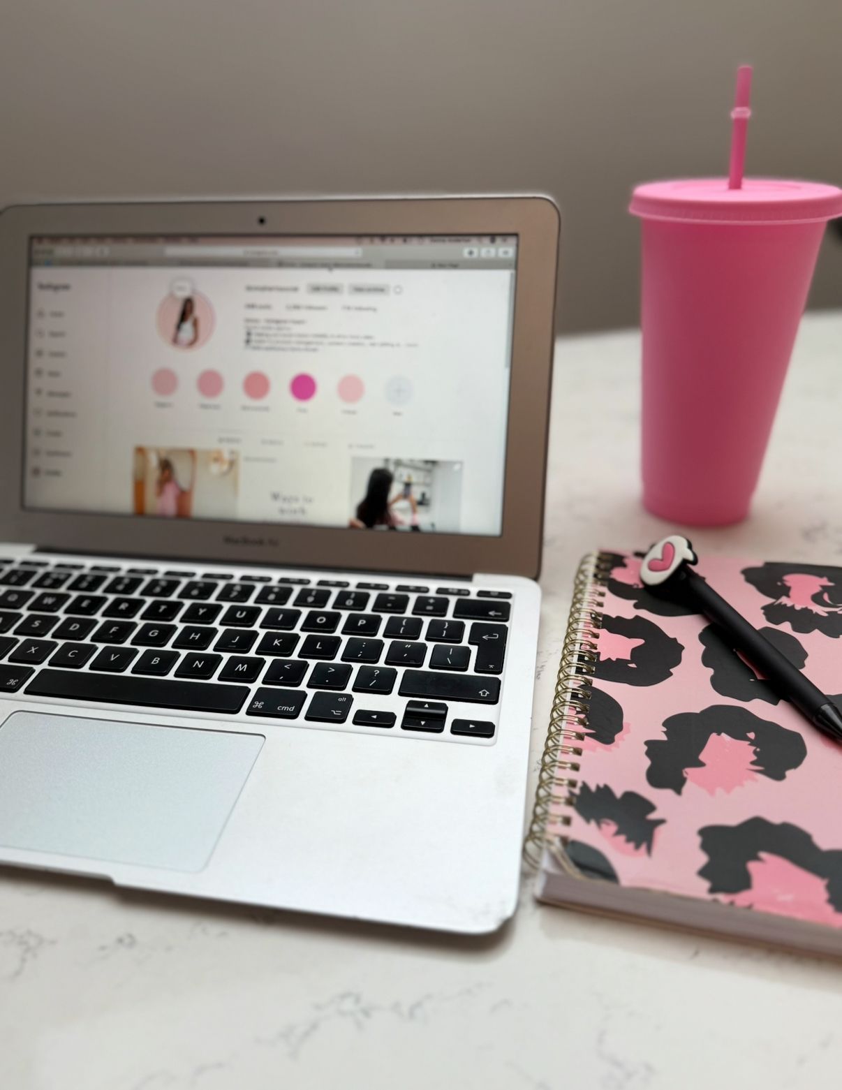 blogging mac instagram ling form copy