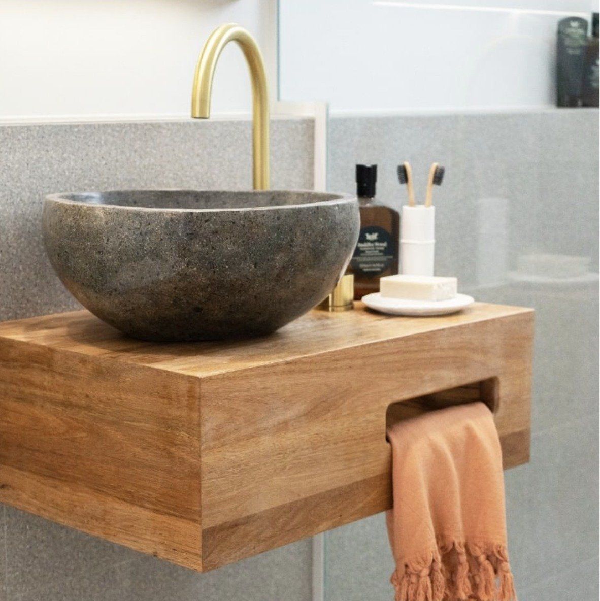 Bathrooms in Wollongong | Paiano Custom Kitchens