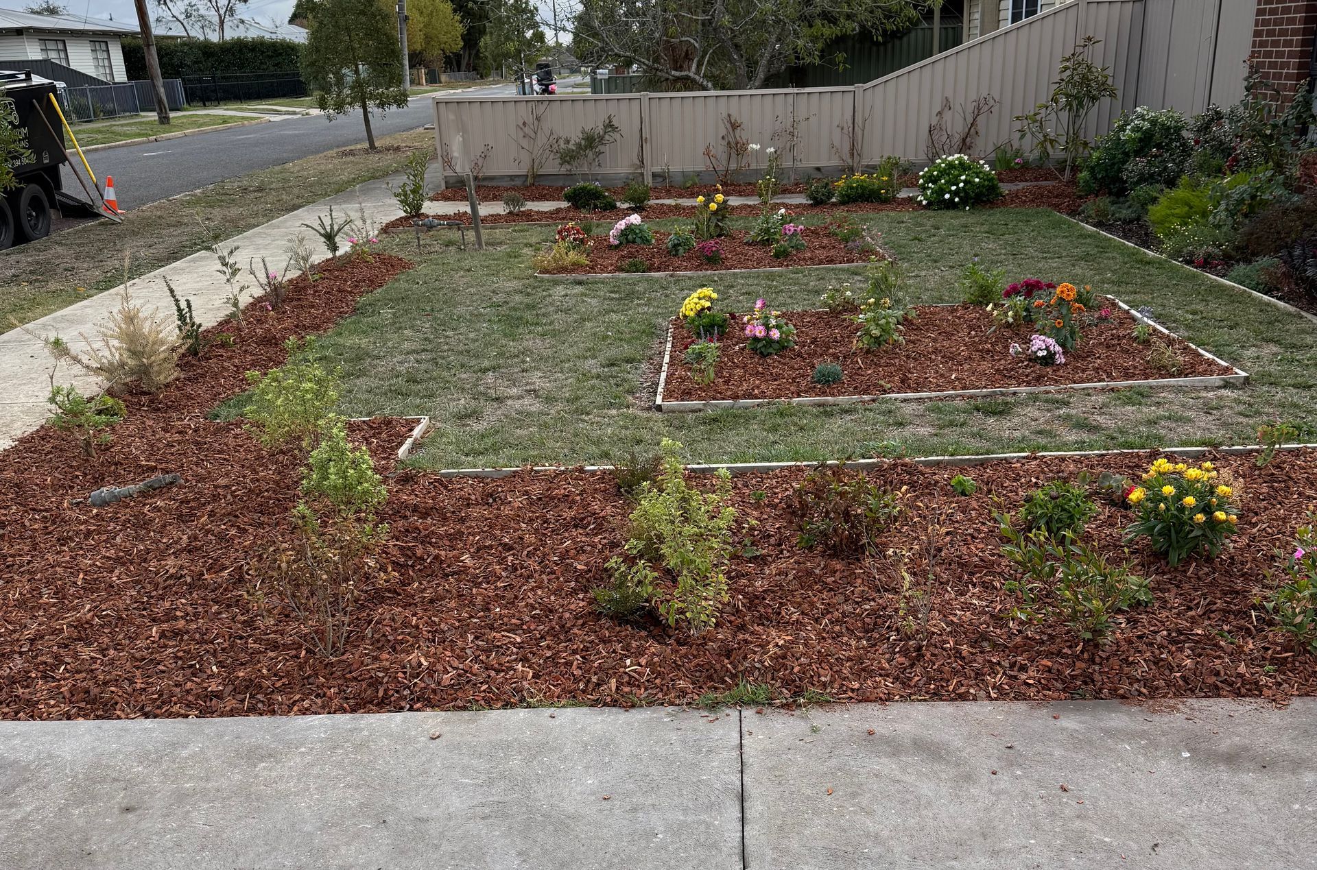 Mulch garden bed