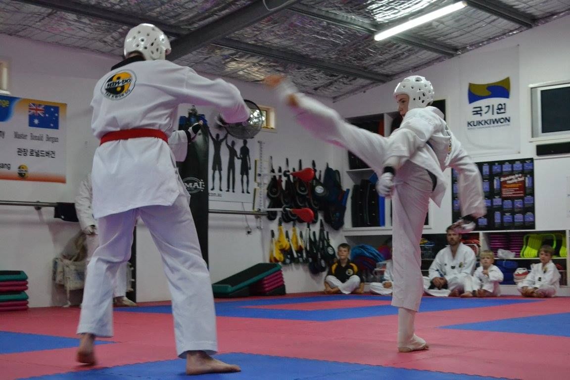 Two Students During Sparing — Tae Kwon Do Lessons in Port Stephens