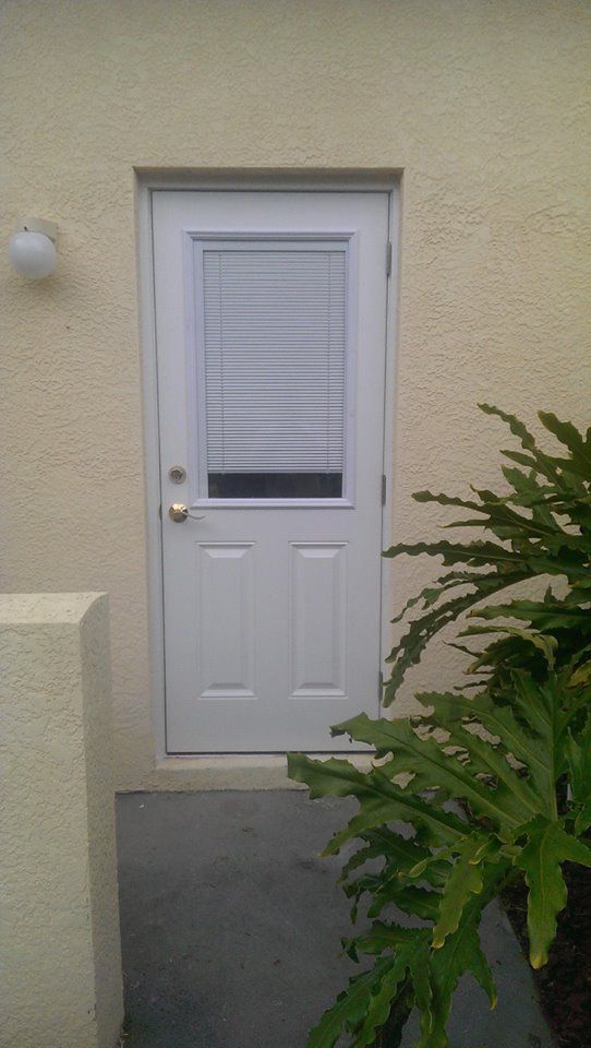 Side Door Half Blinds — Tampa, FL — DoorPro Entryways, Inc.