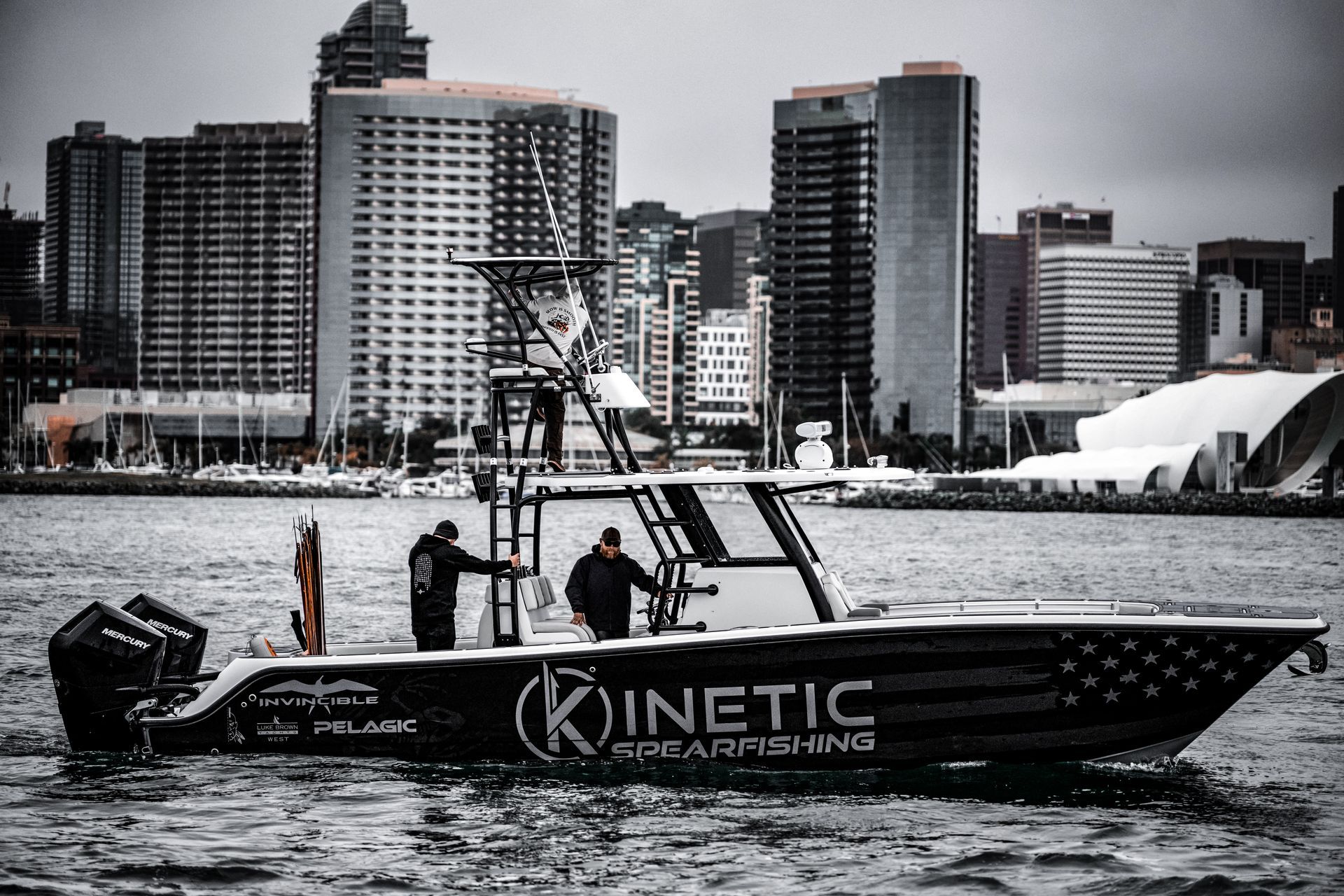 A boat with the word kinetic on the side of it