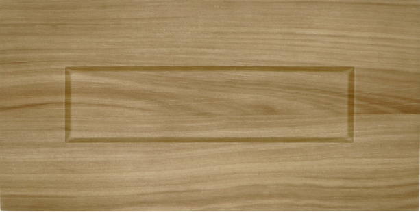 One-Piece Shaker Style Option With Dakota Finish