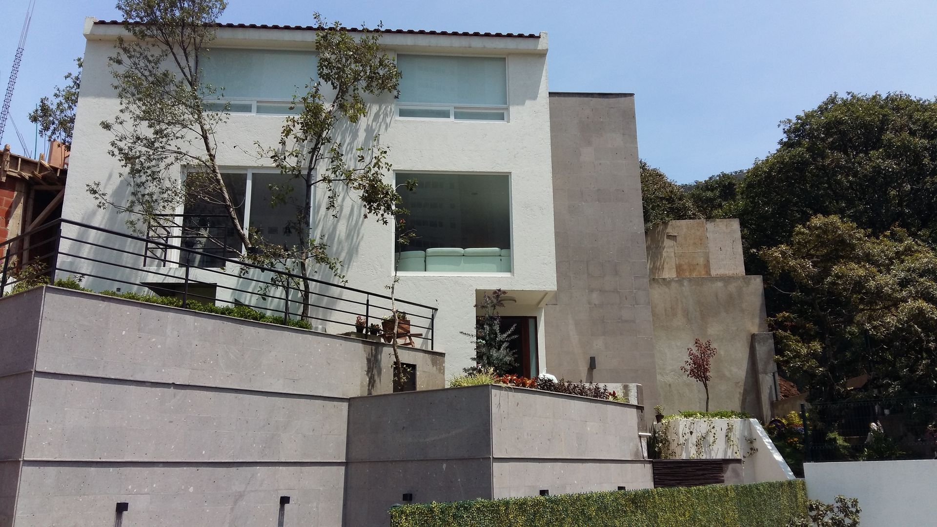GRUPO GLASSNUM