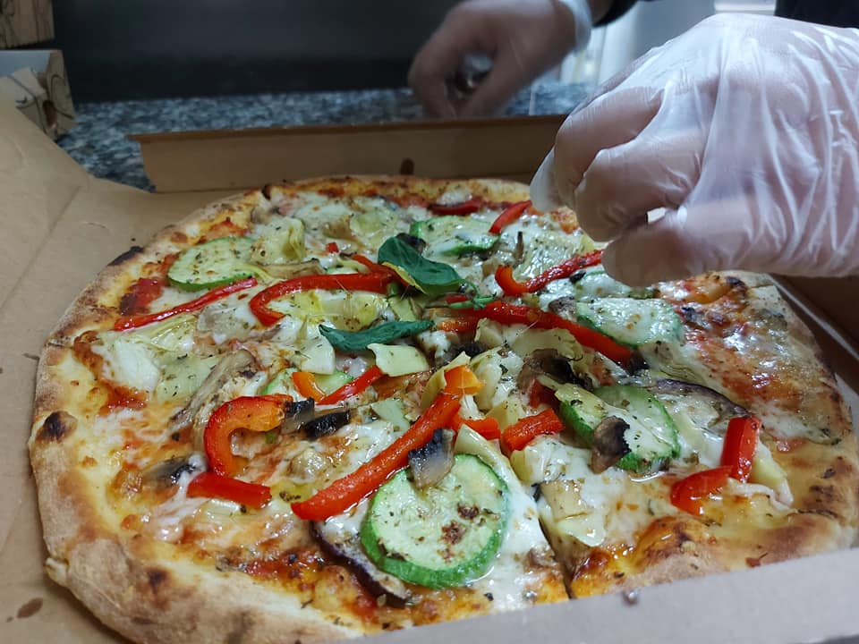 Pizza a forma di pesce