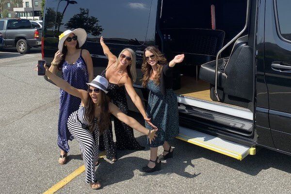 party bus wine tour from Los Angeles to Temecula