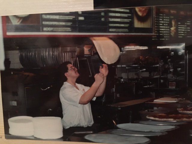 flipping pizzas around 1985