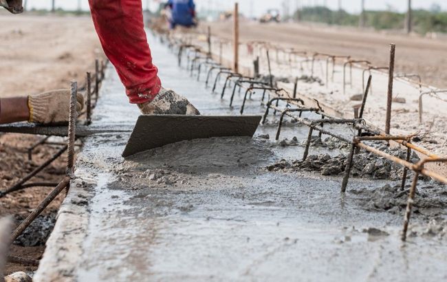 concrete workers