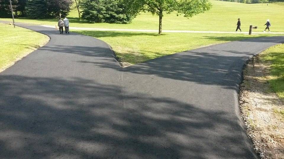 commercial asphalt paving contractors Near me