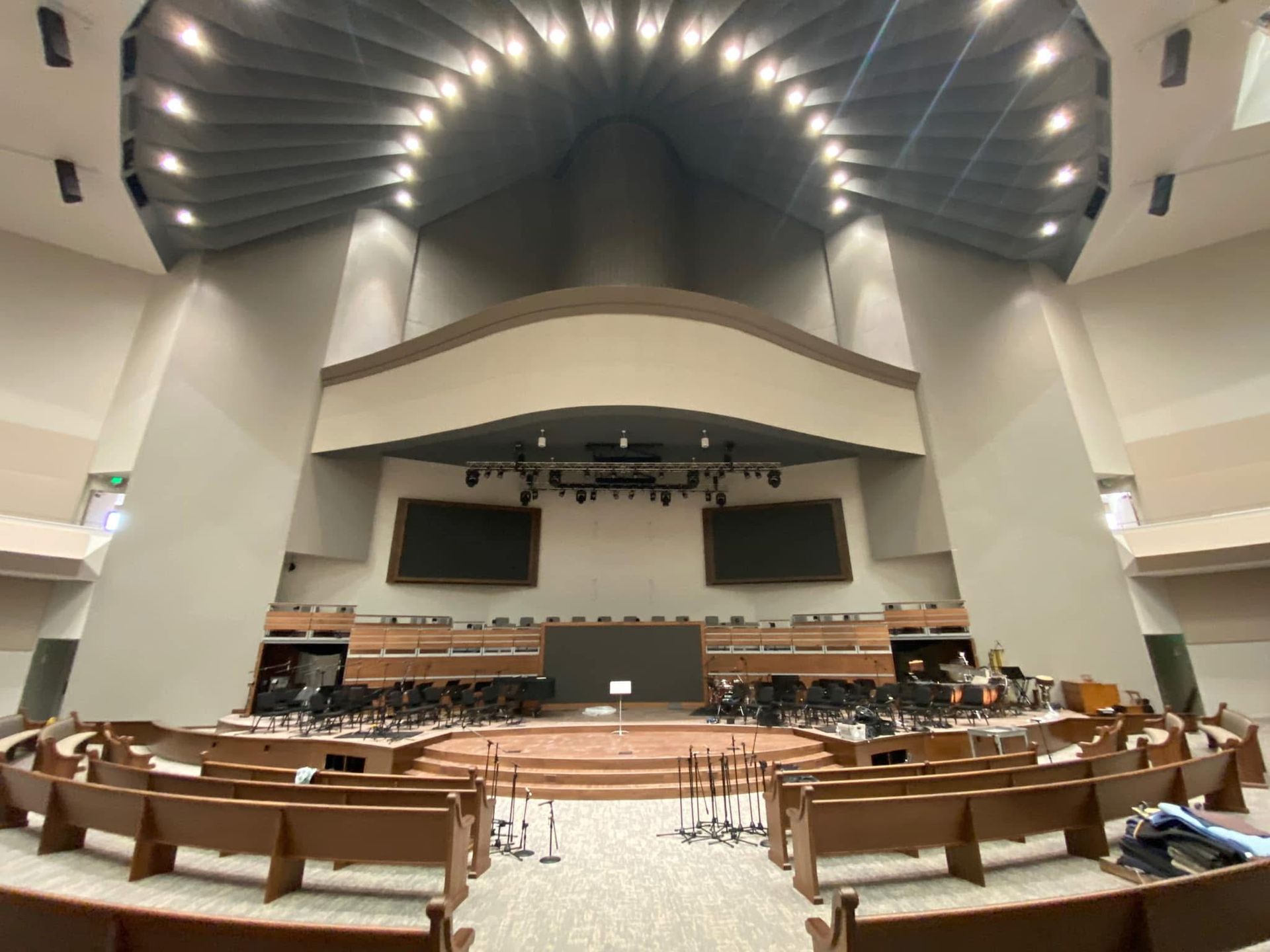 Achieve Flawless Results With Bethune Painting’s Professional Applicators.