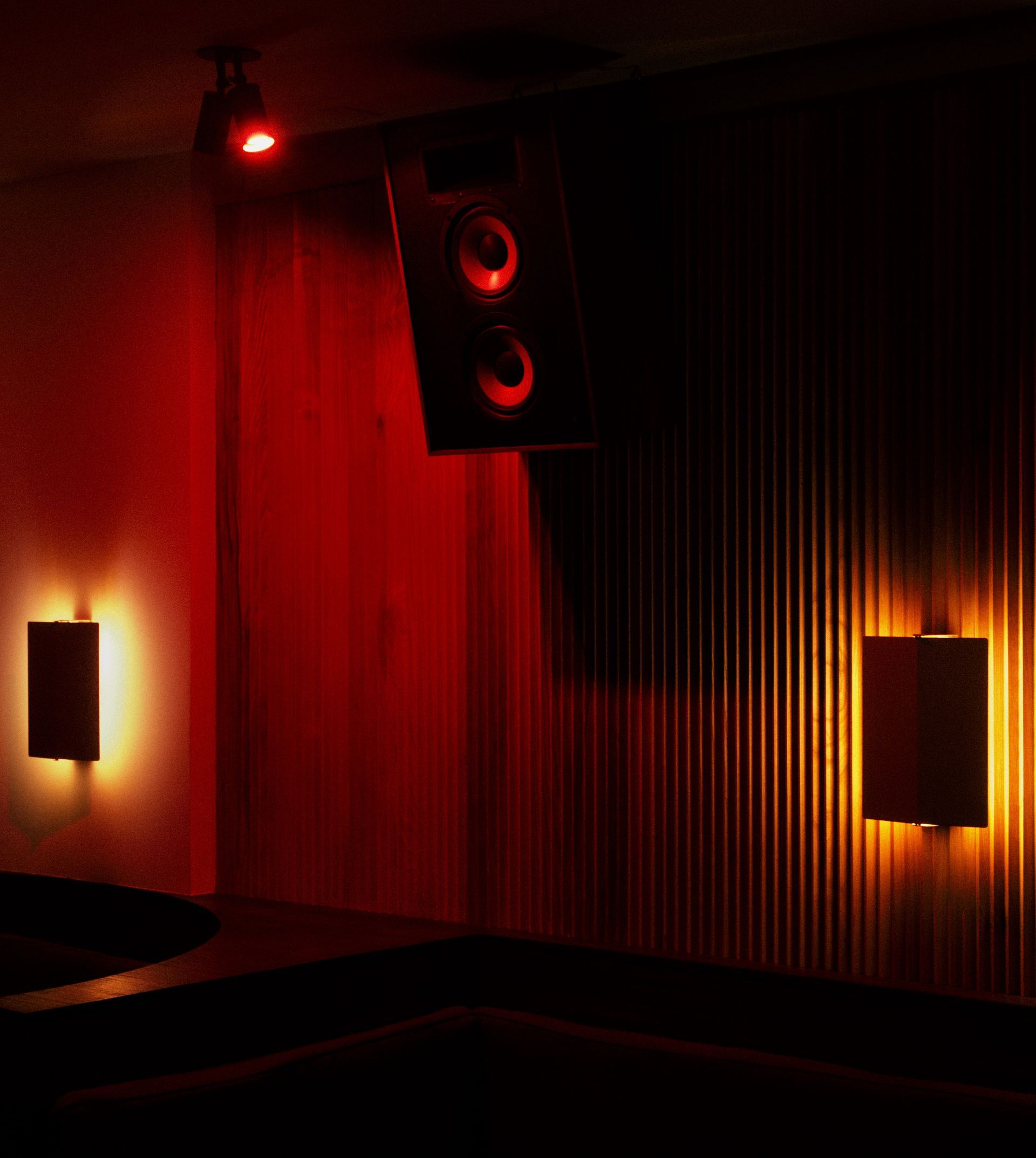 Mr. Melo vinyl listening bar with vintage Klipsch speakers — Williamsburg Brooklyn nightlife and craft cocktails