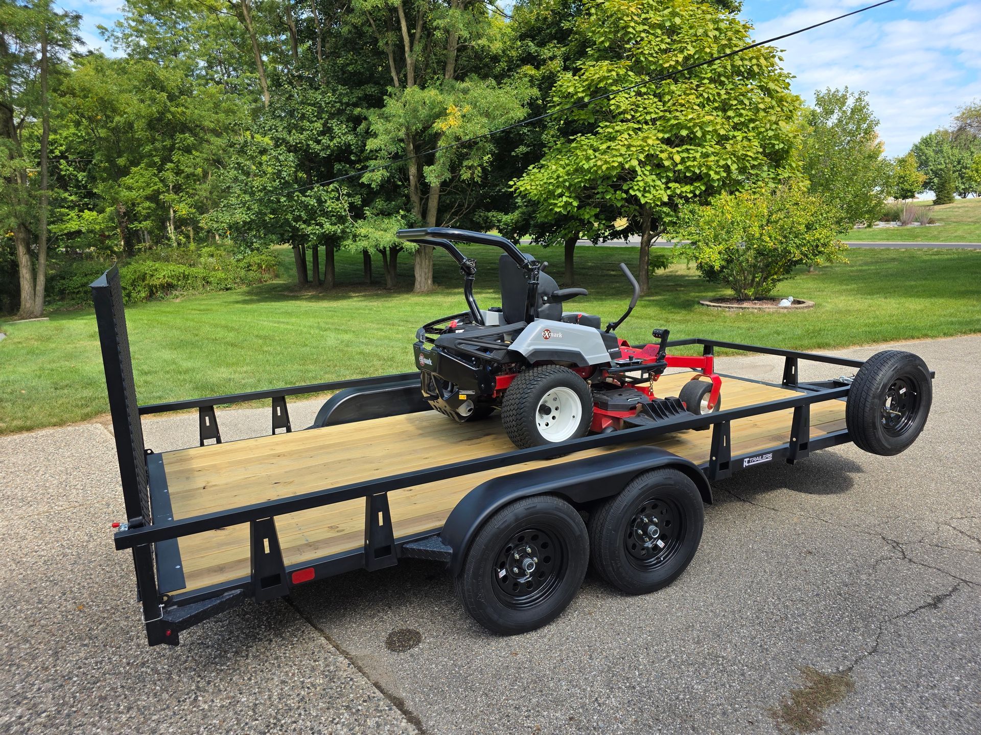 Lawn Mower on HTC Trailer