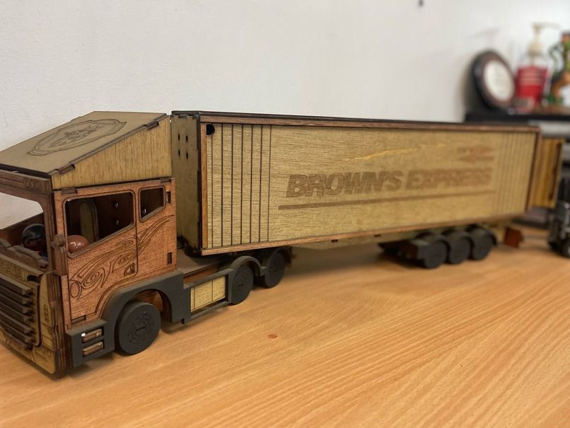 Brown's Express Staff — Trusted Carrier in Rockhampton & Gladstone, QLD