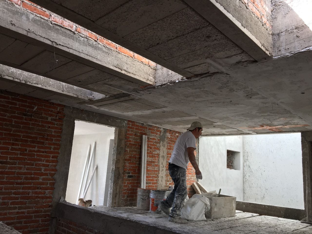 CONSTRUCCION