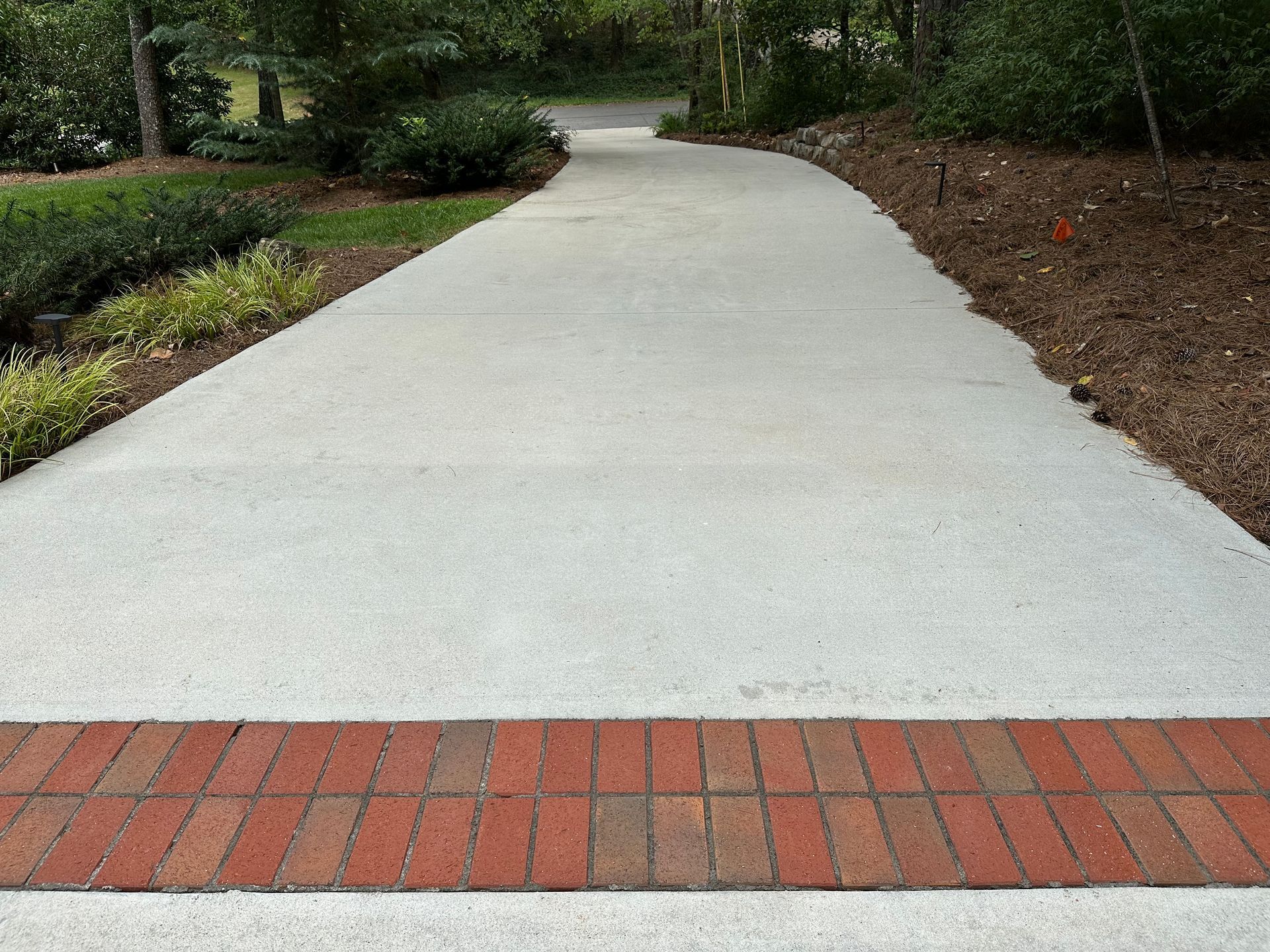 Flat Work Cleaning Driveways