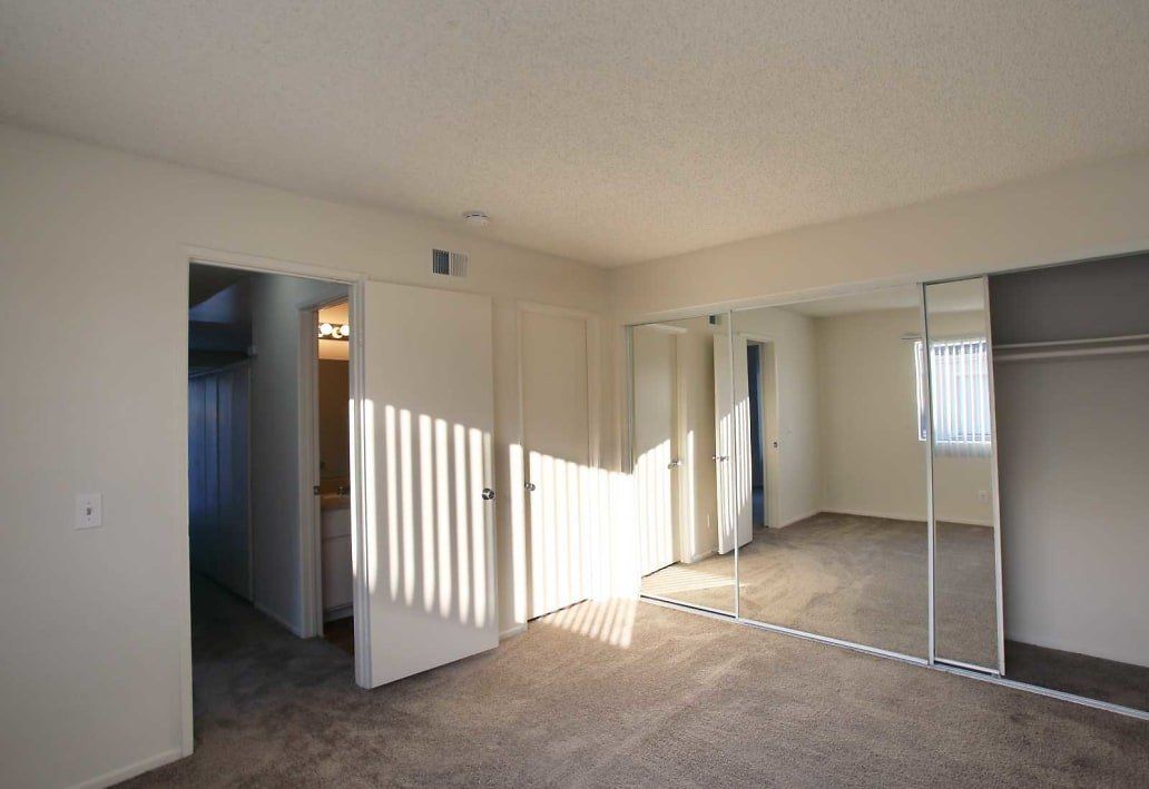 Bedroom |  Amberway Apartment Homes