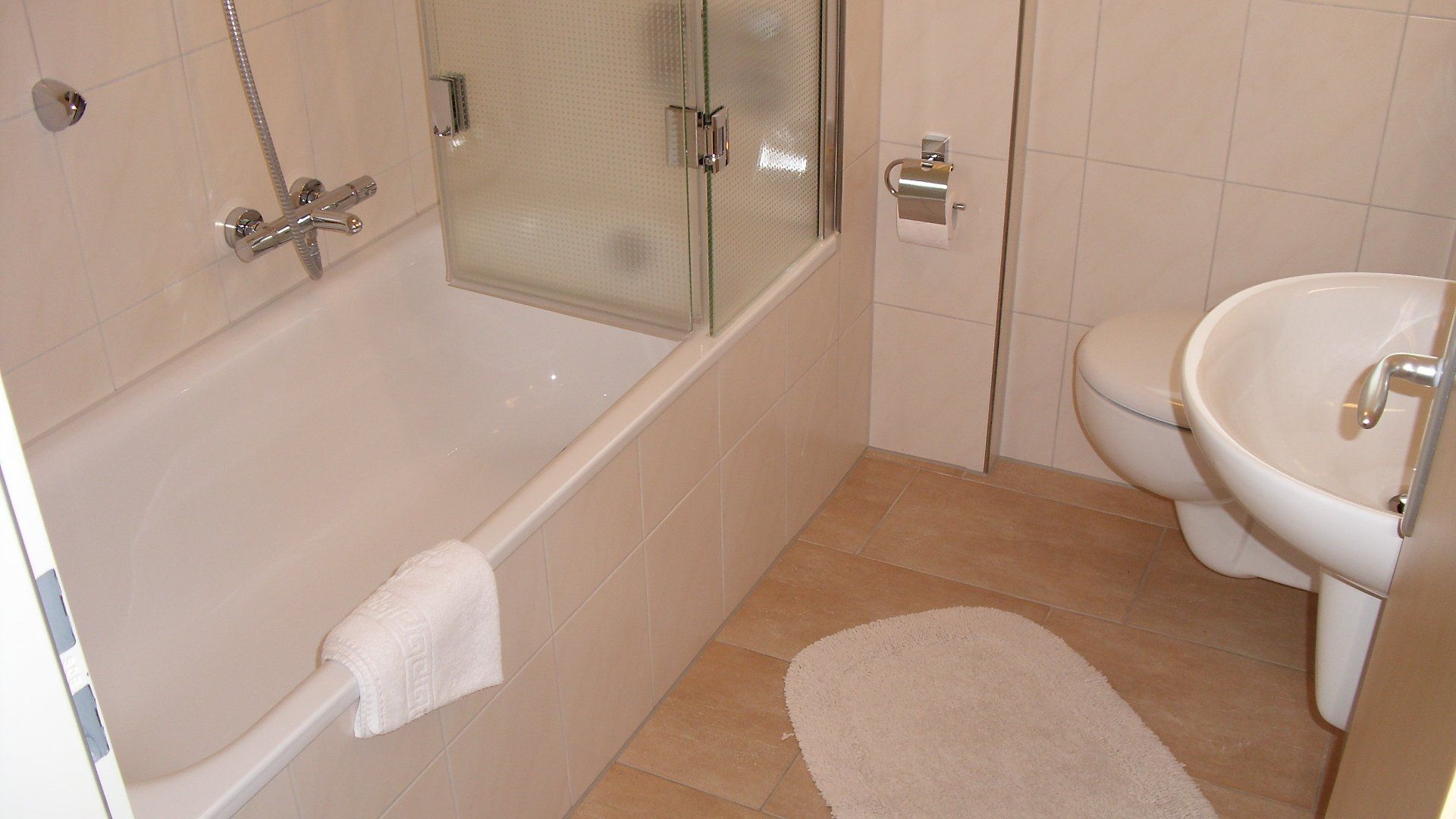 Badezimmer im Zimmer 7 vom Hotel garni „Zur Krim“