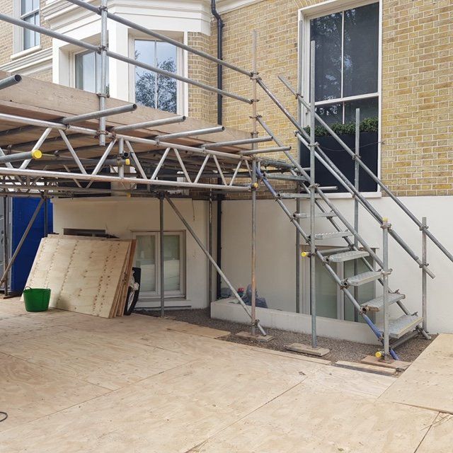Scaffolding Erecting in Gerrards Cross