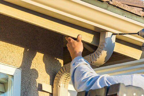 Gutter Installation — Aluminum Rain Gutter in Kansas City, KS Gutter Installation — Aluminum Rain Gutter in Kansas City, KS