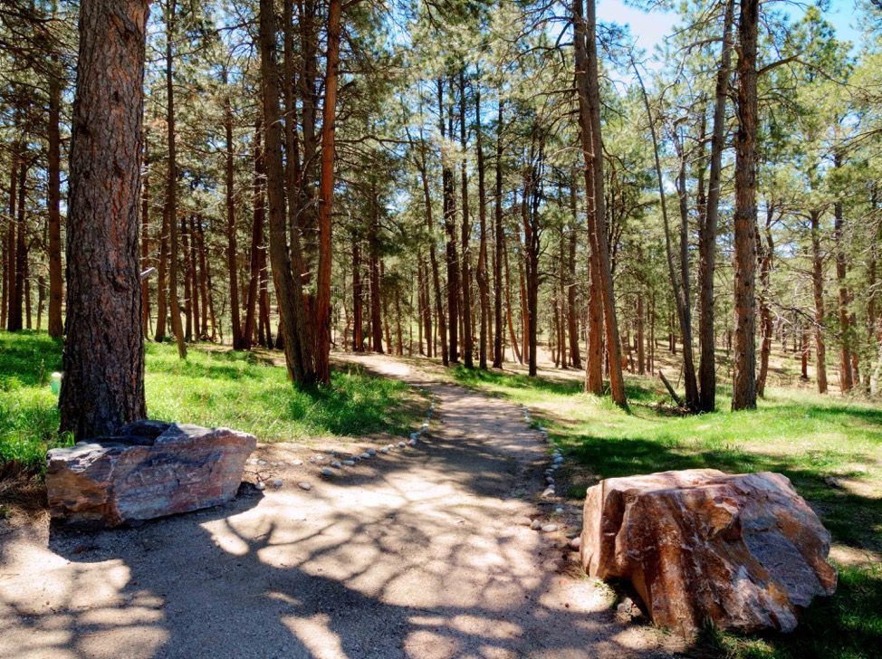 beautiful nature at the hideaway inn, colorado