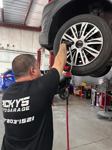 rickys-auto-garage -tire-service-and-alignment-img