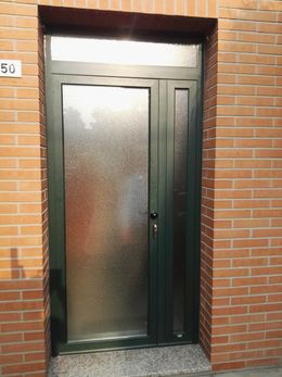Porta in alluminio