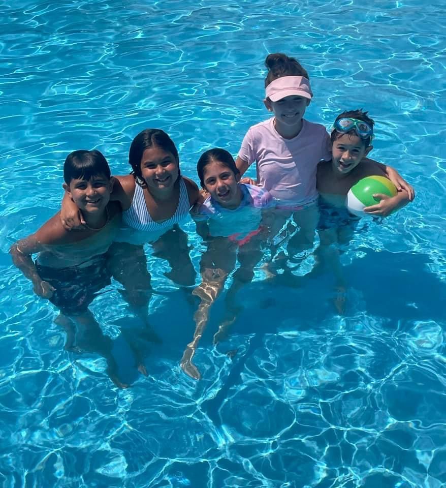 King-Size Pool