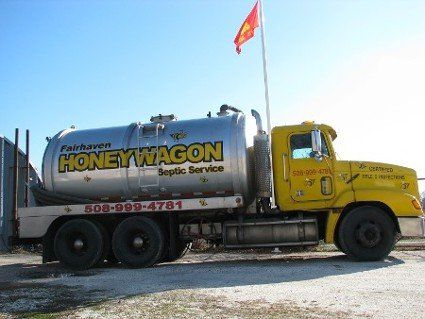Fairhaven Honey Wagon Pumpertruck - Septic Pumping in Fairhaven, MA