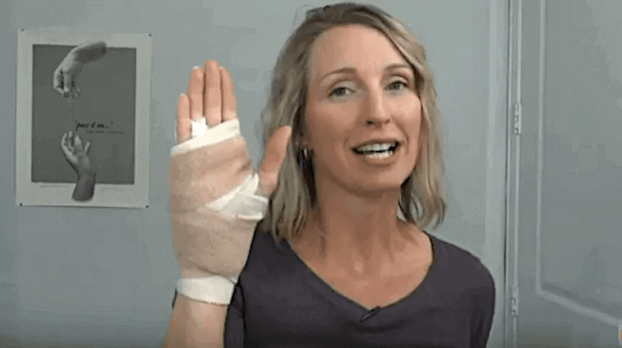 bandages after carpal tunnel surgery
