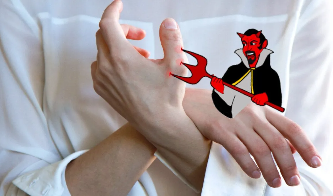 devil & hand pain