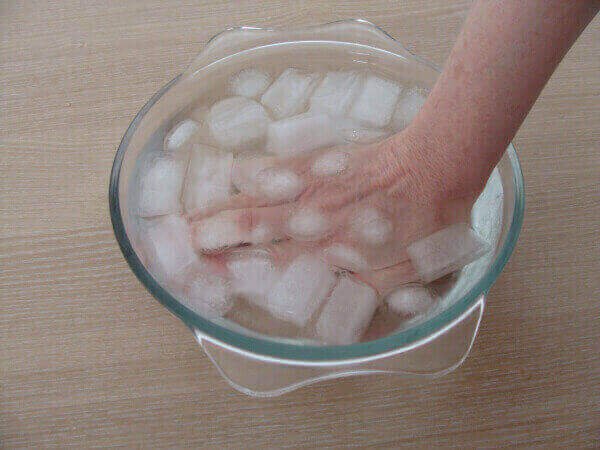 ice bath for you hand