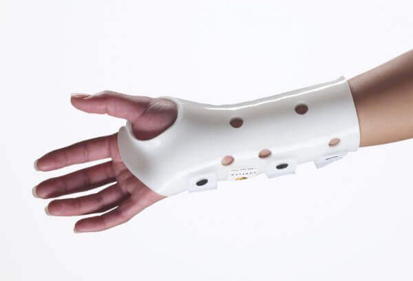 A rigid plstic wrist brace, which is bad for carpal tunnel syndrome.