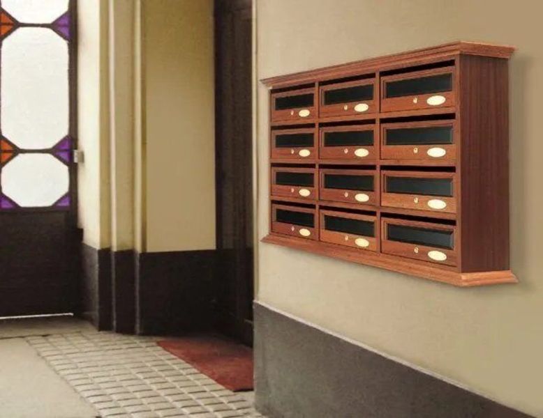 casellario postale classico in legno