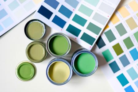 There are many different shades of green paint offered by Oahu painting companies