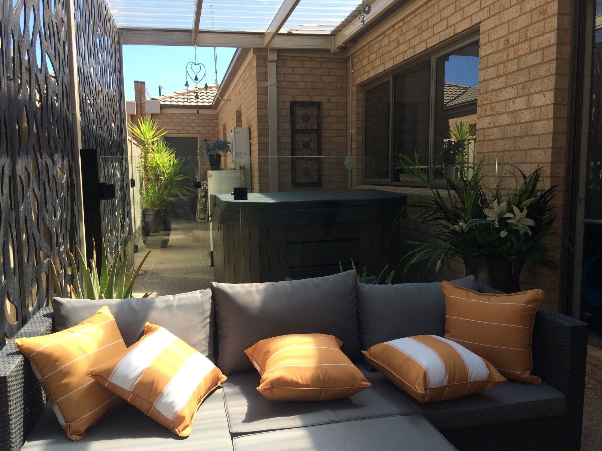 Glass Pool Fencing Shepparton, Yarrawonga, Wangaratta, Seymour, Mansfield, Benalla, Wagga.. Northern Victoria