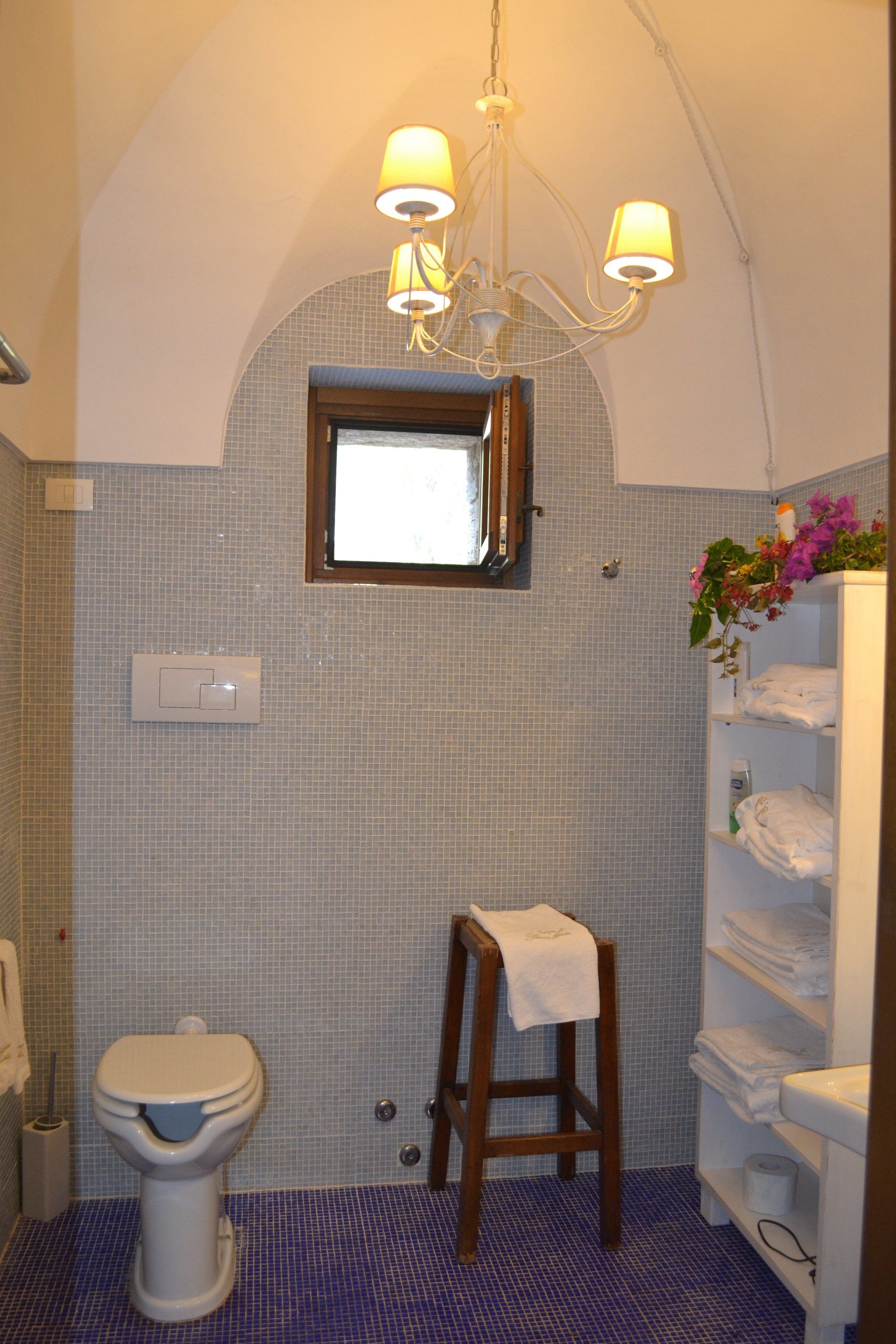 Salle de bain de la suite - dammuso turchese