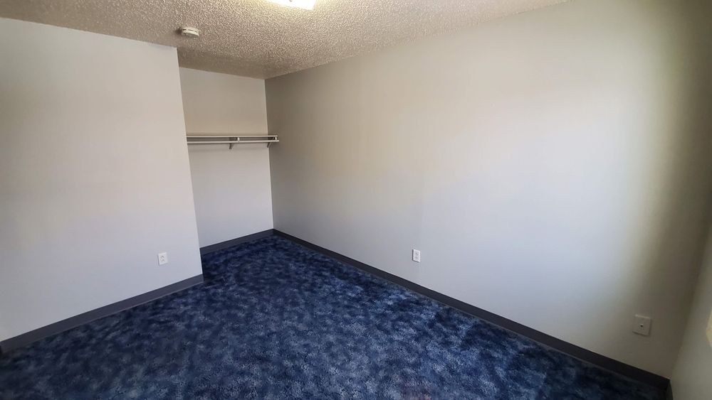 Family Room — Fairbanks, AK — Ben Lomond Inc