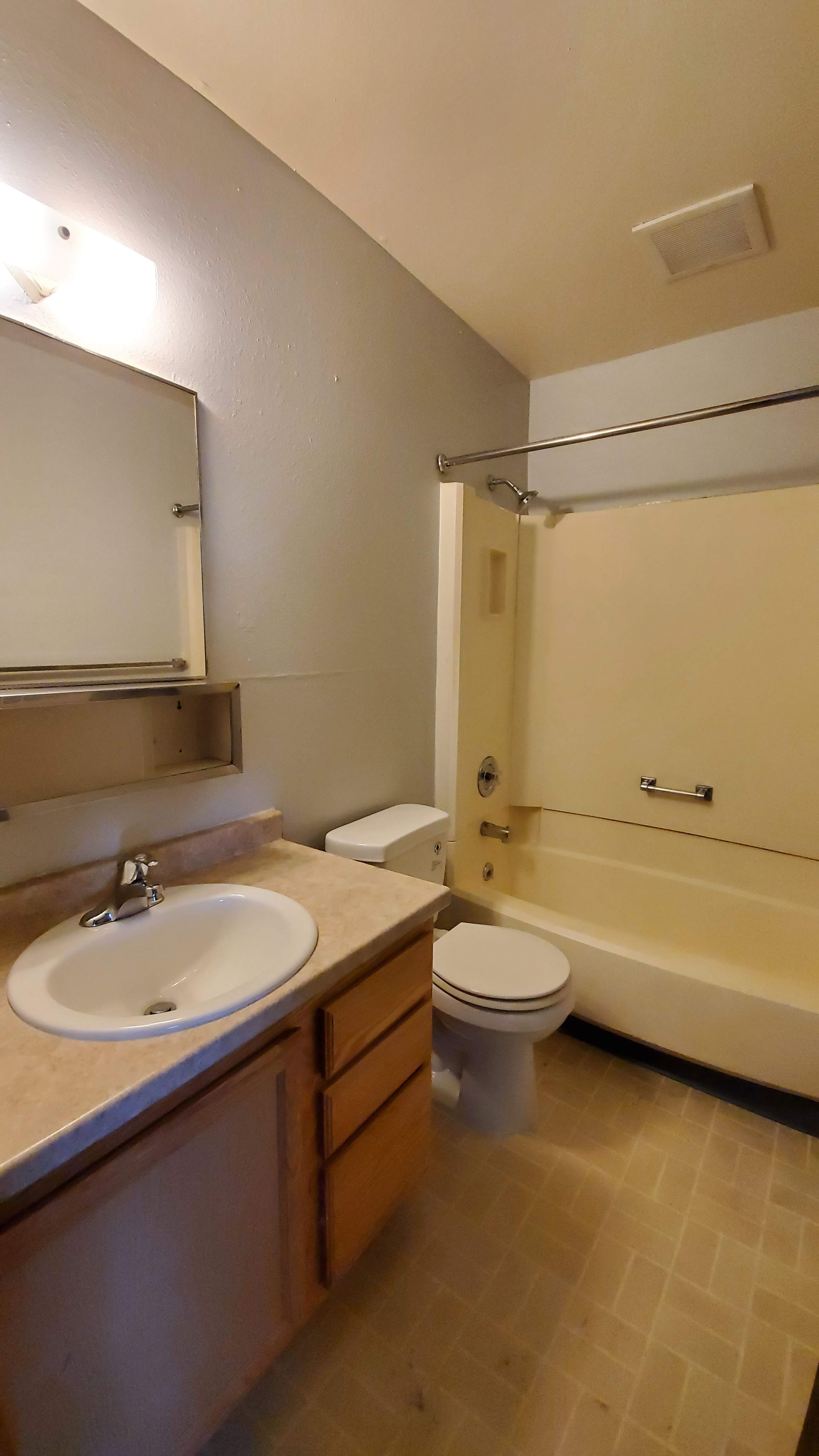 Apartment Bathroom — Fairbanks, AK — Ben Lomond Inc