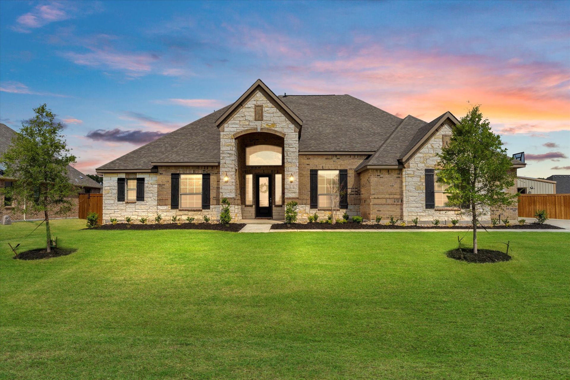 White House - Dallas, TX - Petersen Property Group