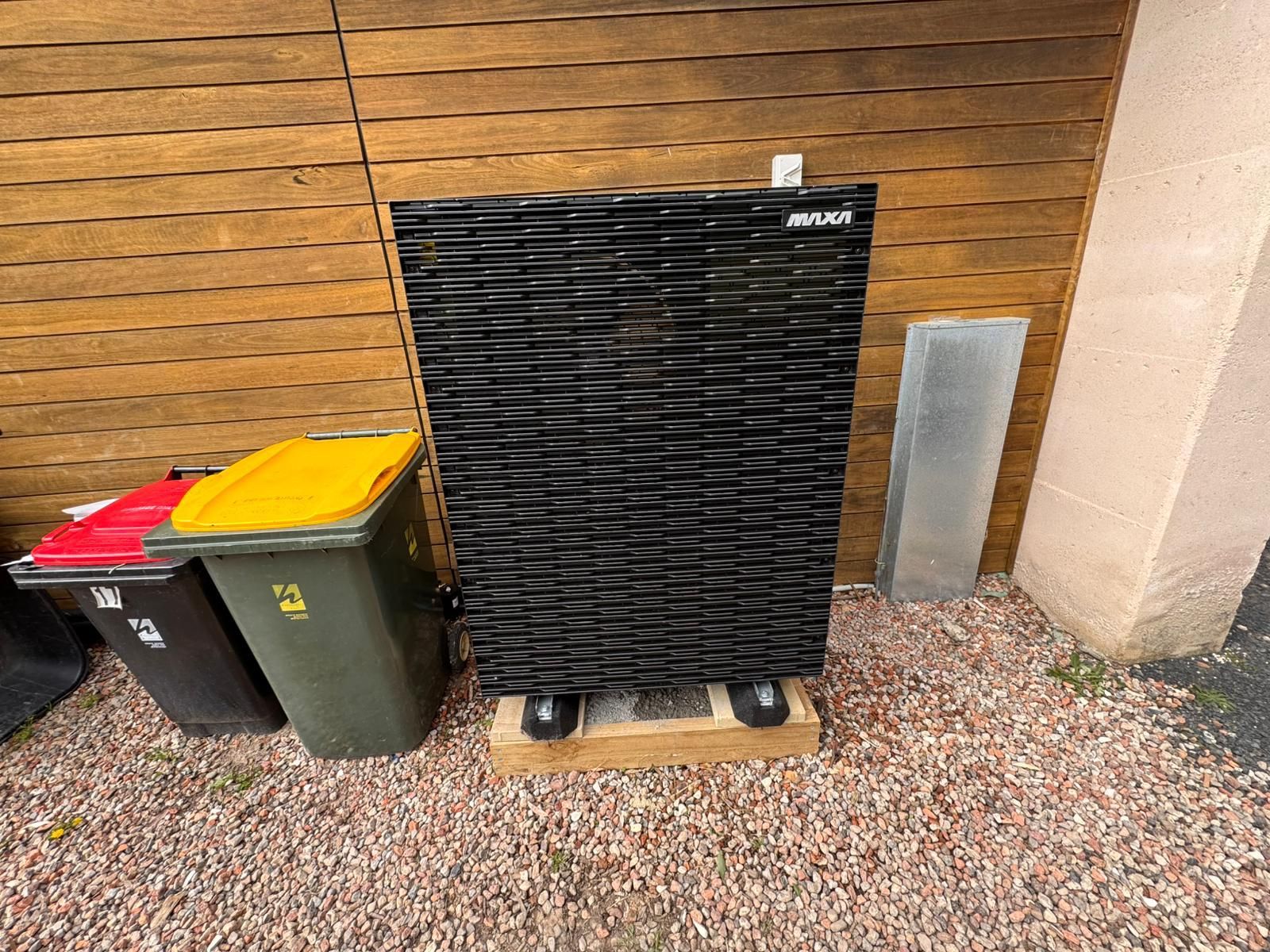 Air to water heat pump hydronic system installed in Warrnambool home replacing gas boiler with electric solution.