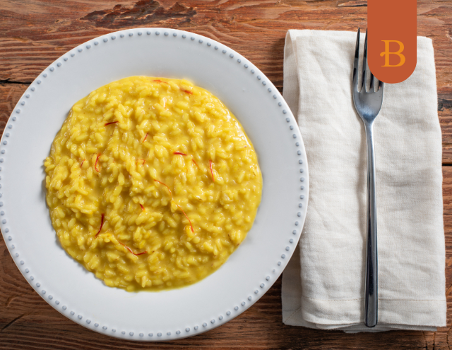 Risoto de Açafrão com caldo de Frango Dourado
