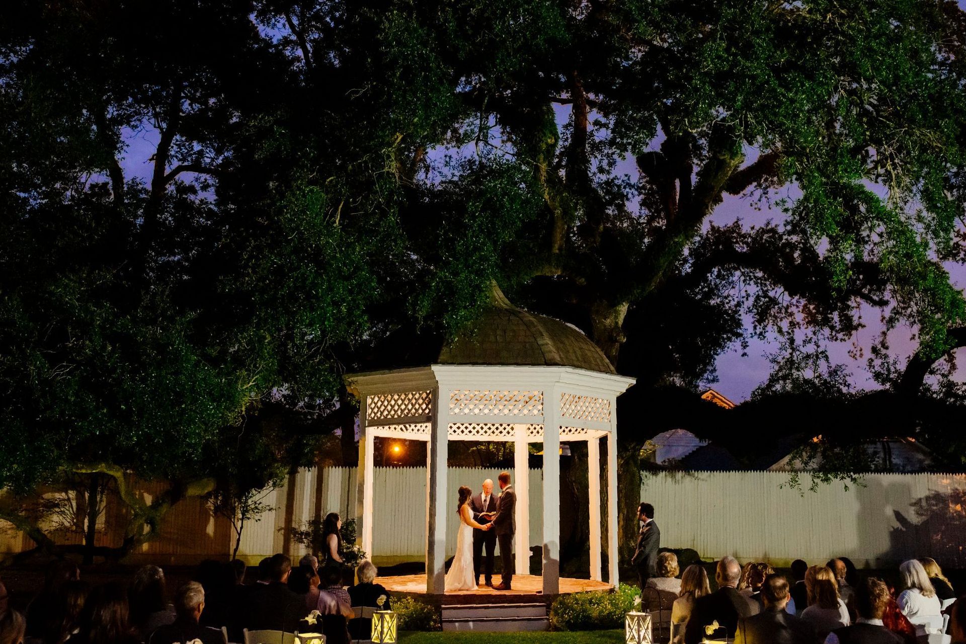 Outdoor wedding venue in Baton Rouge