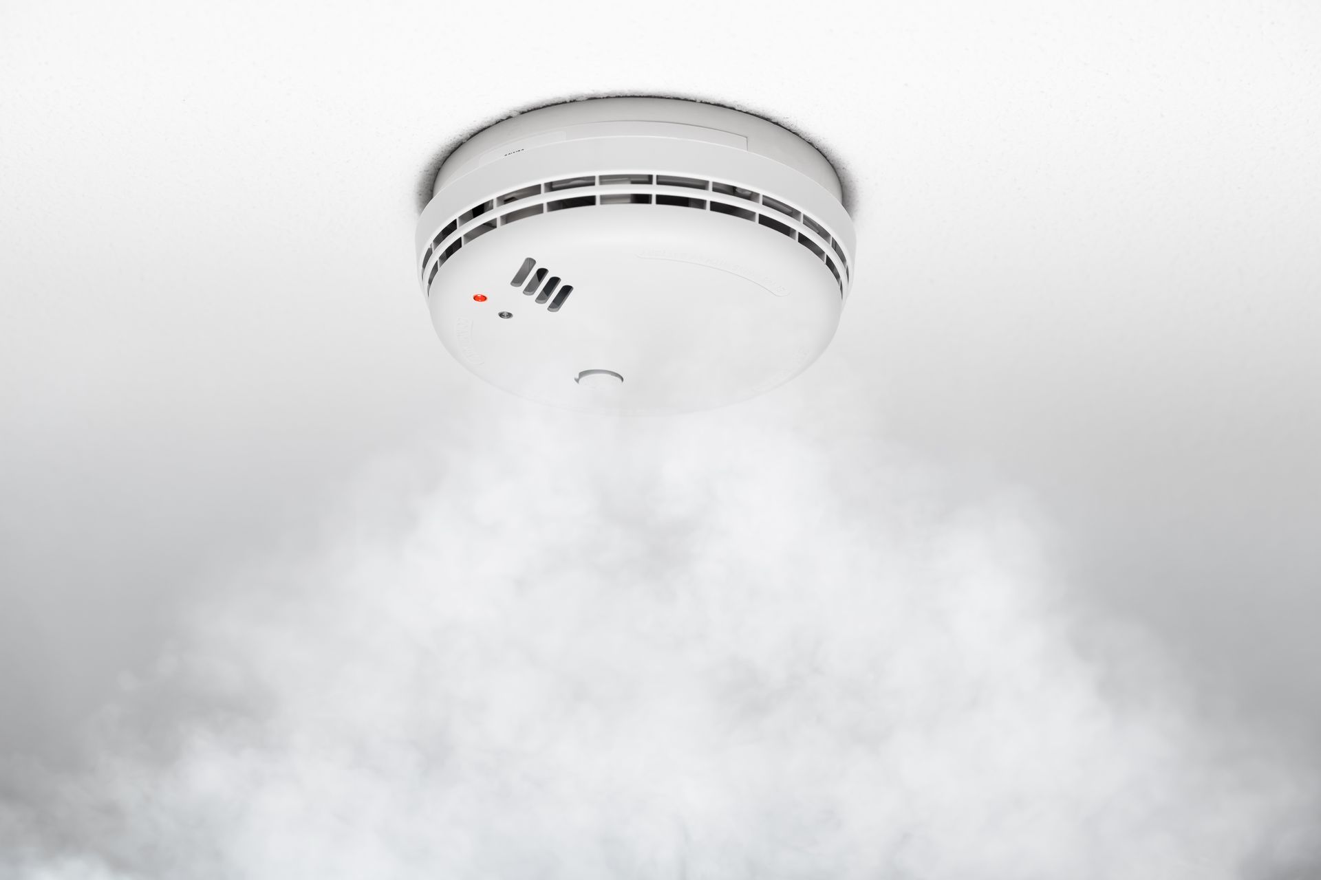 10-Year Lithium Smoke Alarm Install